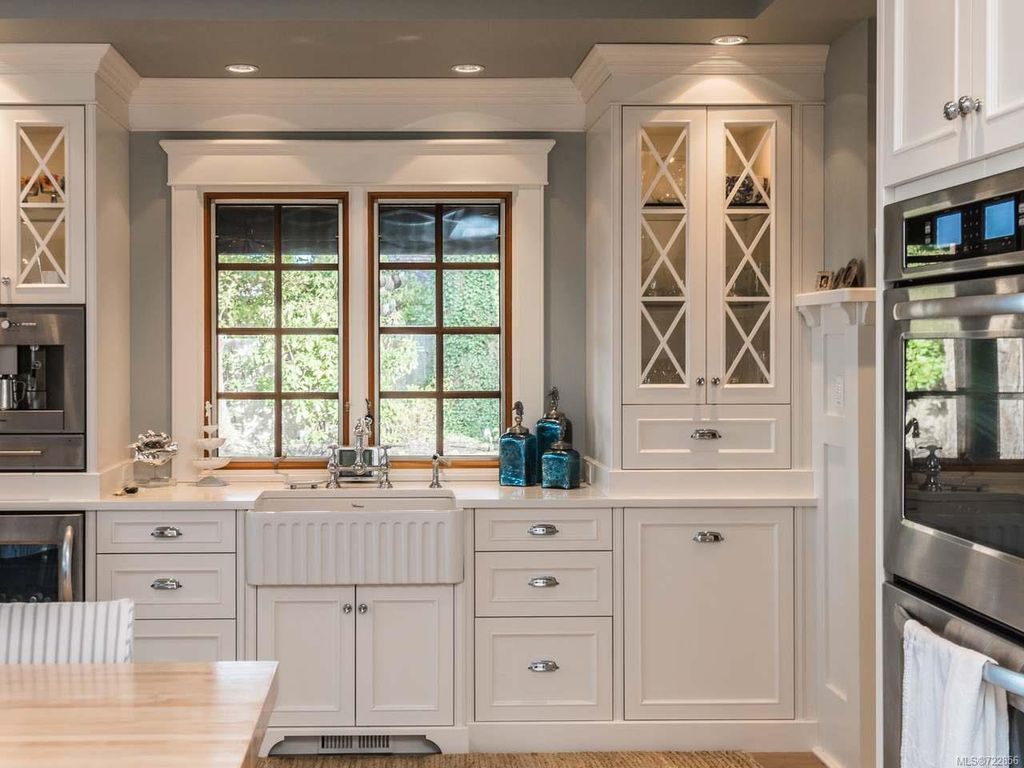 listing image 16045229463086924384