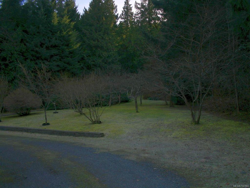 listing image 16045931799645915801