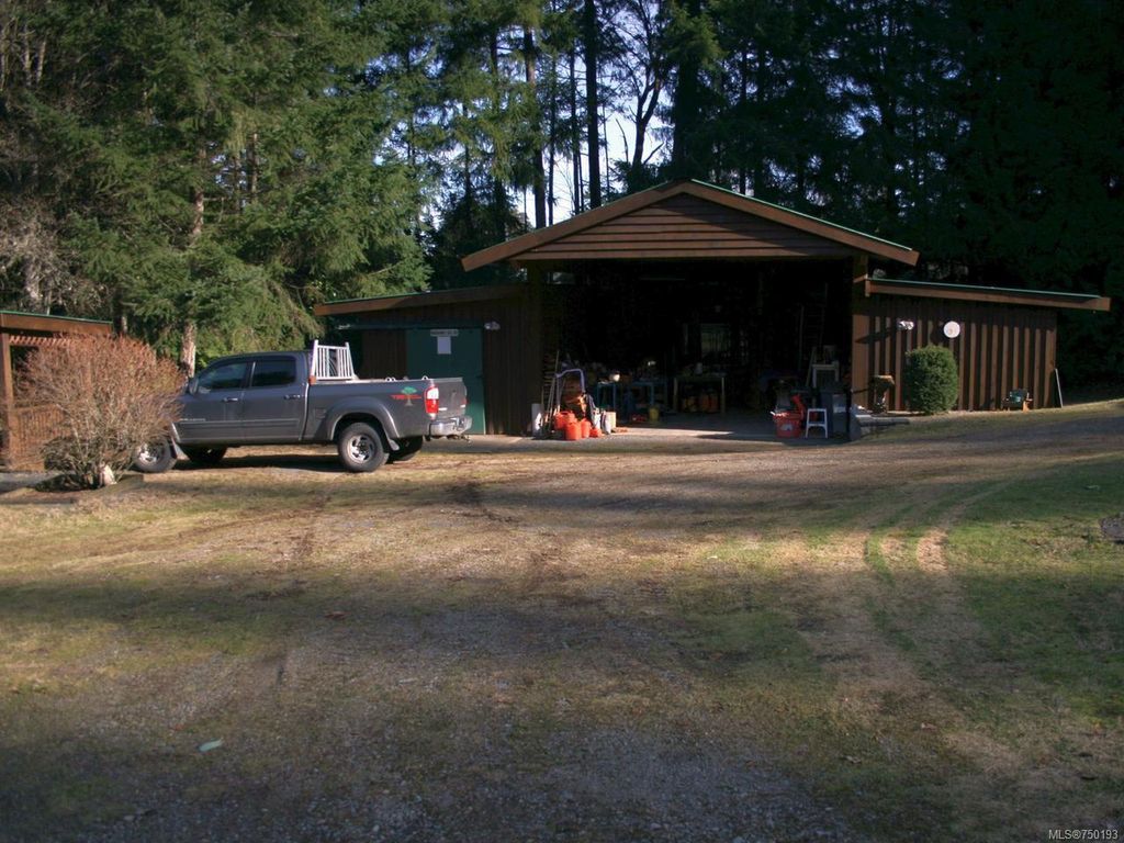 listing image 16047088471738389357