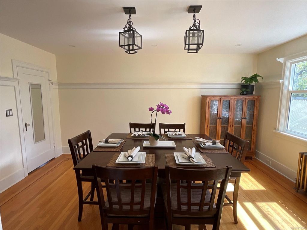 listing image 16044201528615881198