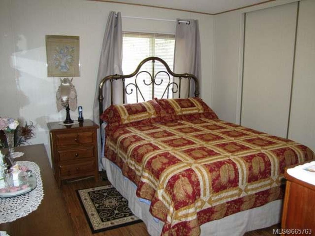 listing image 16040280017911481110