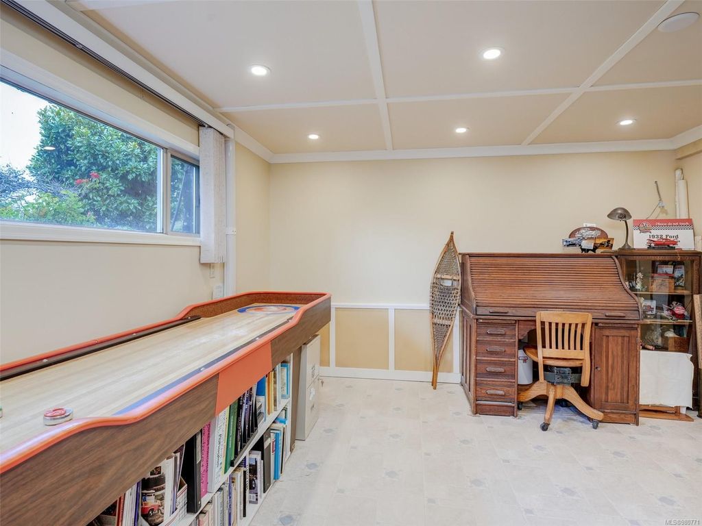 listing image 16049456496760790188