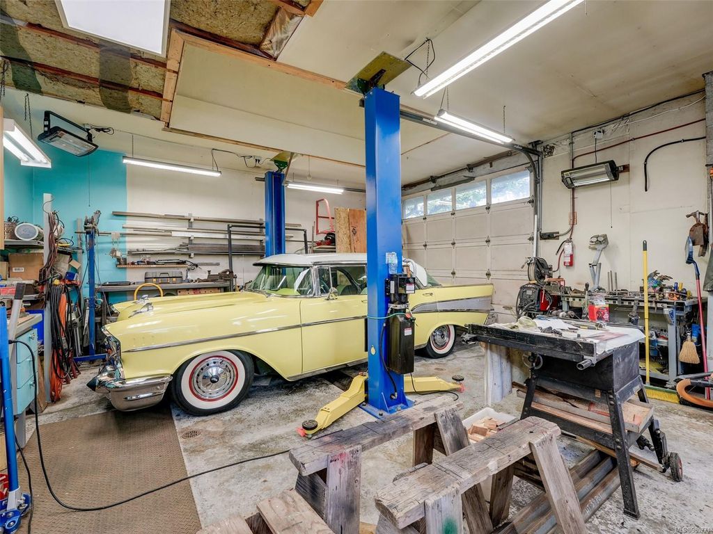 listing image 16044004518430386594