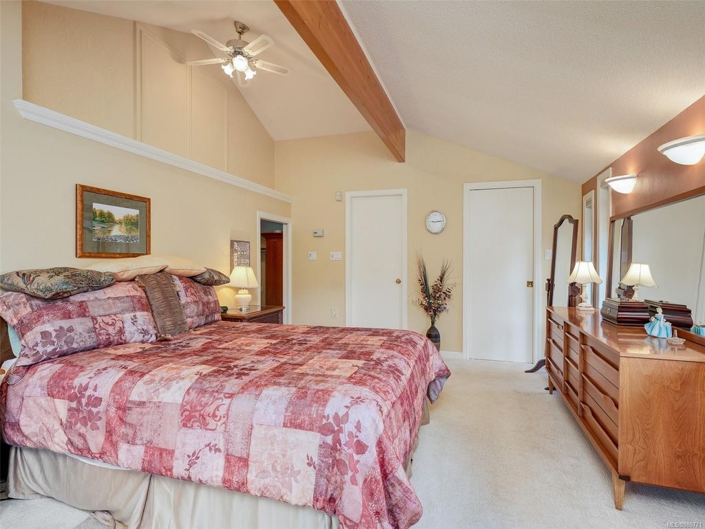 listing image 16045093736200848636