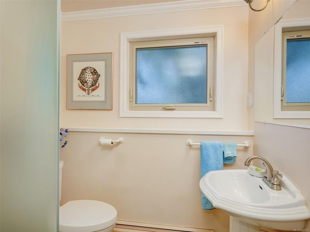 listing image 16049746297959223945