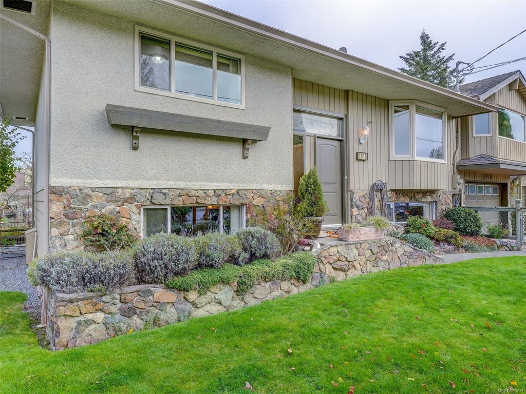 listing image 16041023784360133828