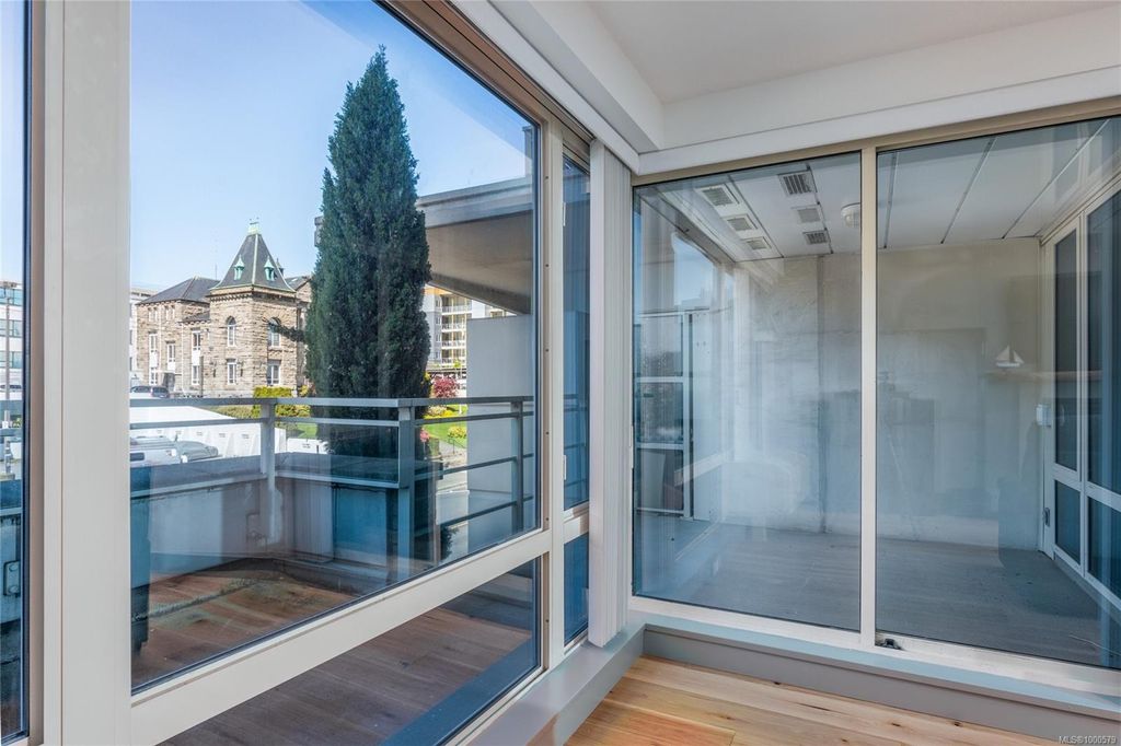 listing image 16045290665933226162
