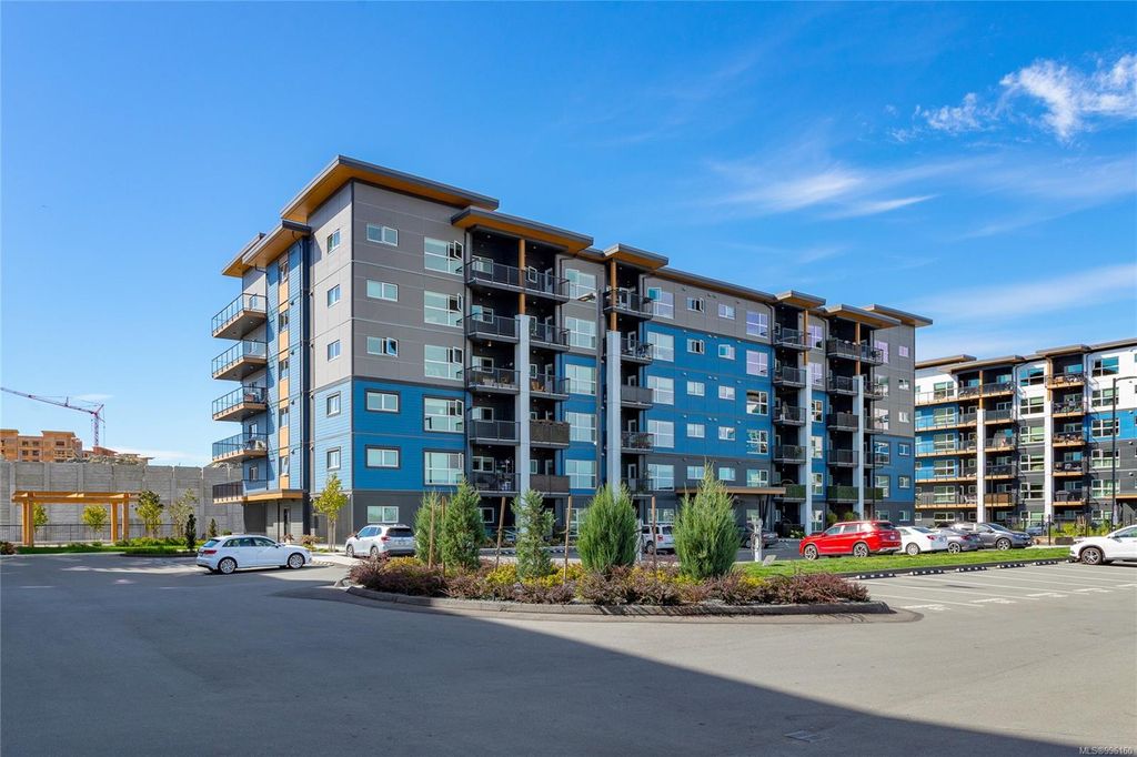 listing image 16045709814747820656