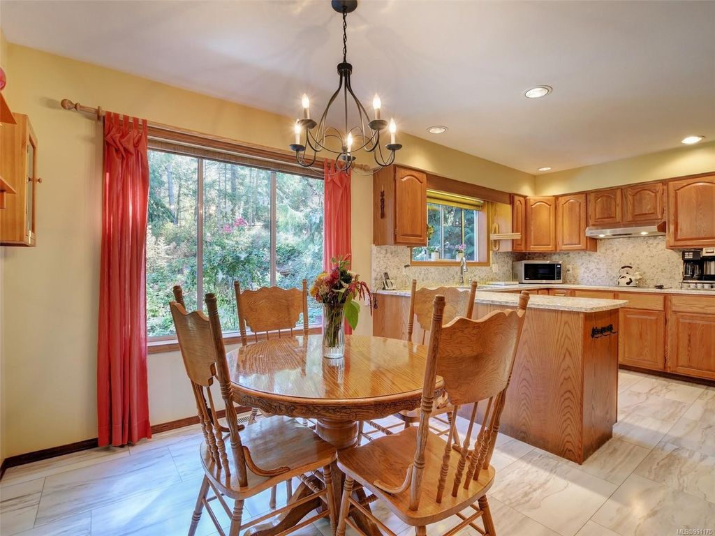 listing image 16044585334338716229