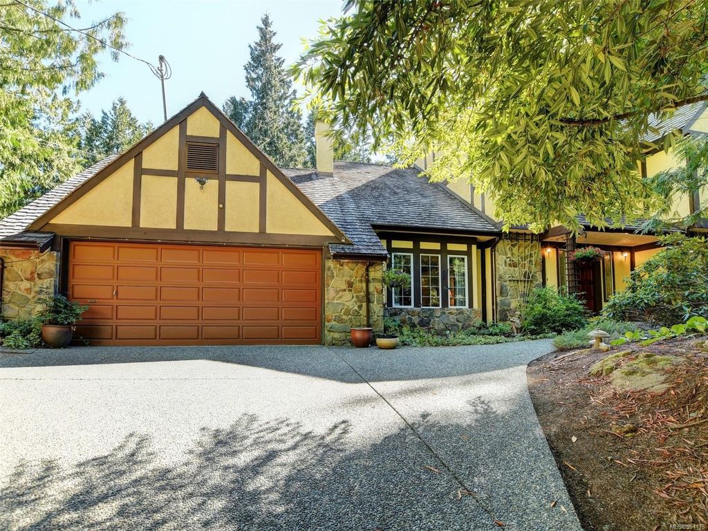 listing image 16048101624032439359