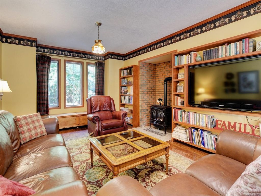 listing image 16048504006087883194