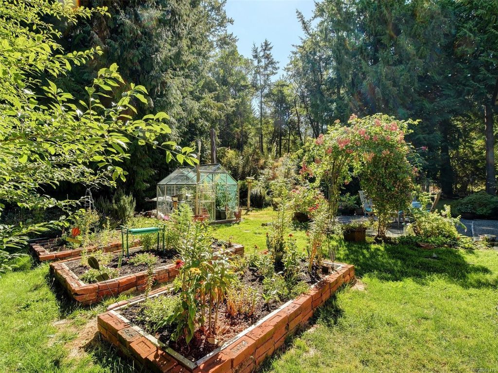 listing image 16043117889782382916