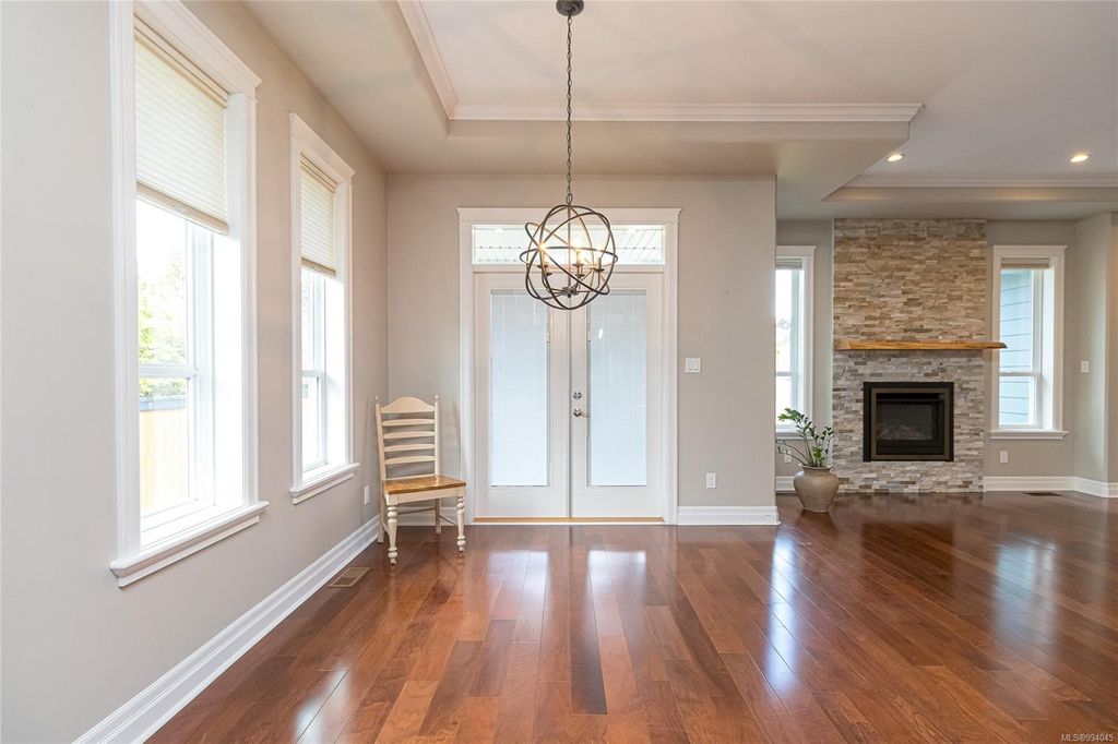 listing image 16040830455009120759