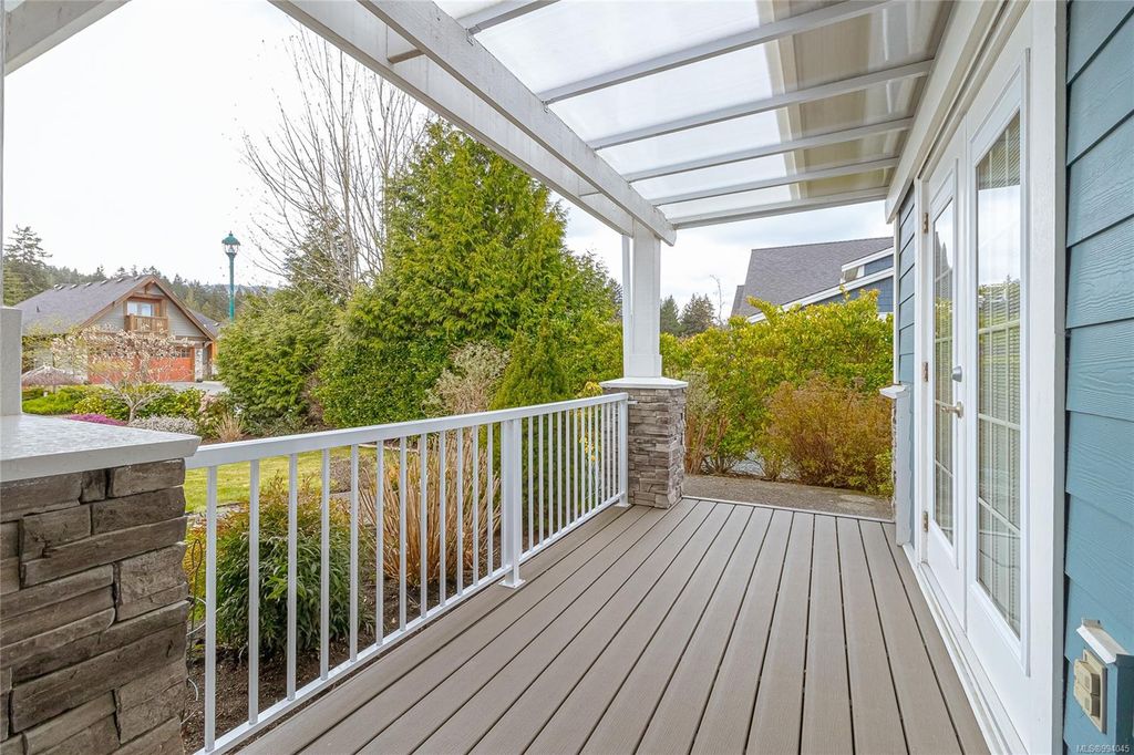 listing image 16040292114356778558