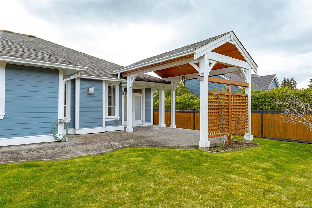 listing image 16046533306811660417