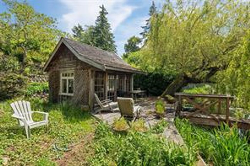 listing image 16041019998650674714