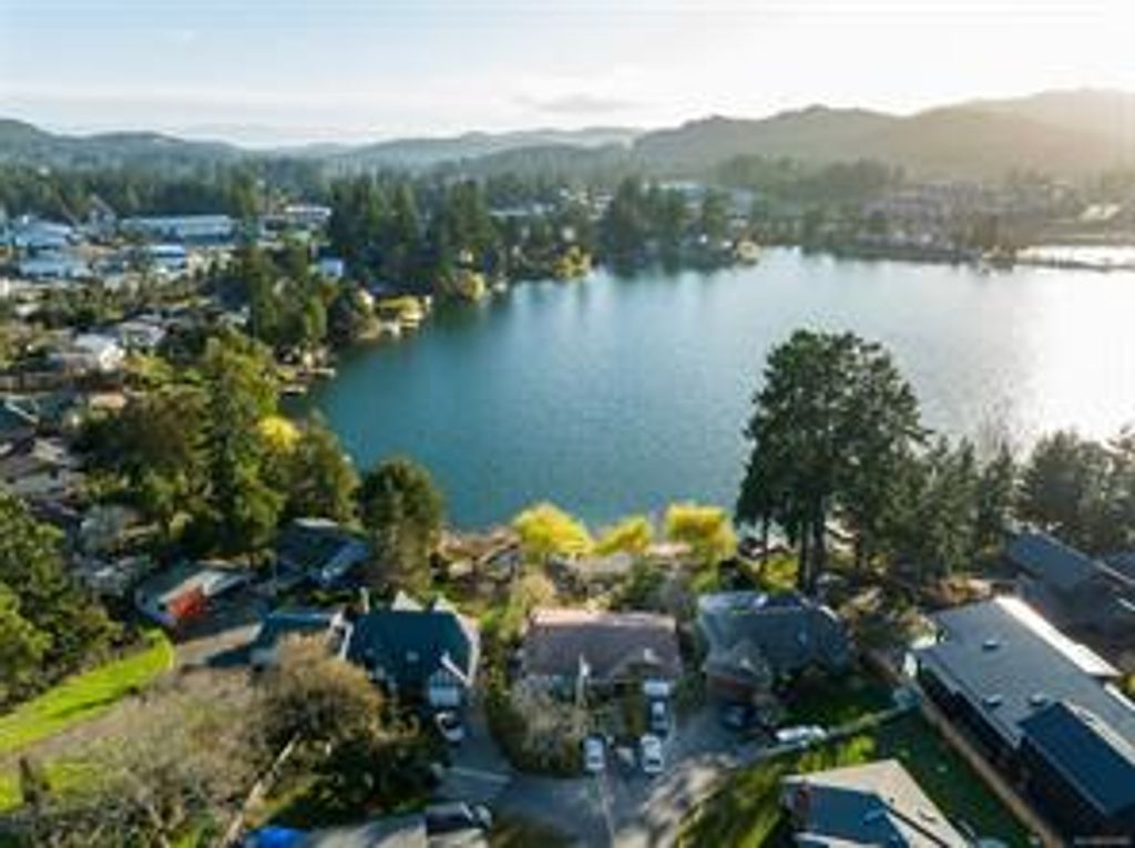 listing image 16048384542136639194