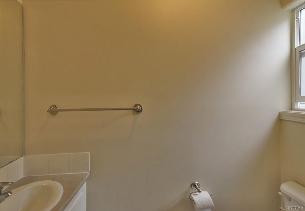 listing image 16048690782444133215