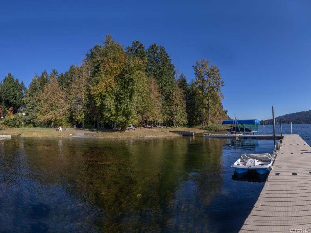 listing image 16048905871778269090