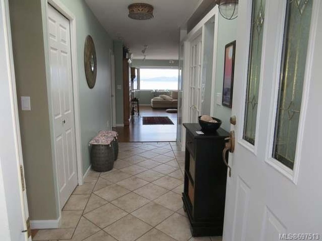 listing image 16040039139007752938