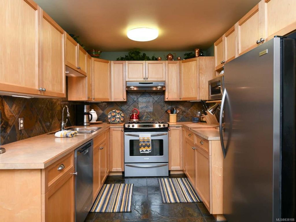 listing image 16042394394463685959