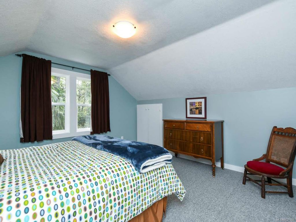 listing image 16044021092770540284