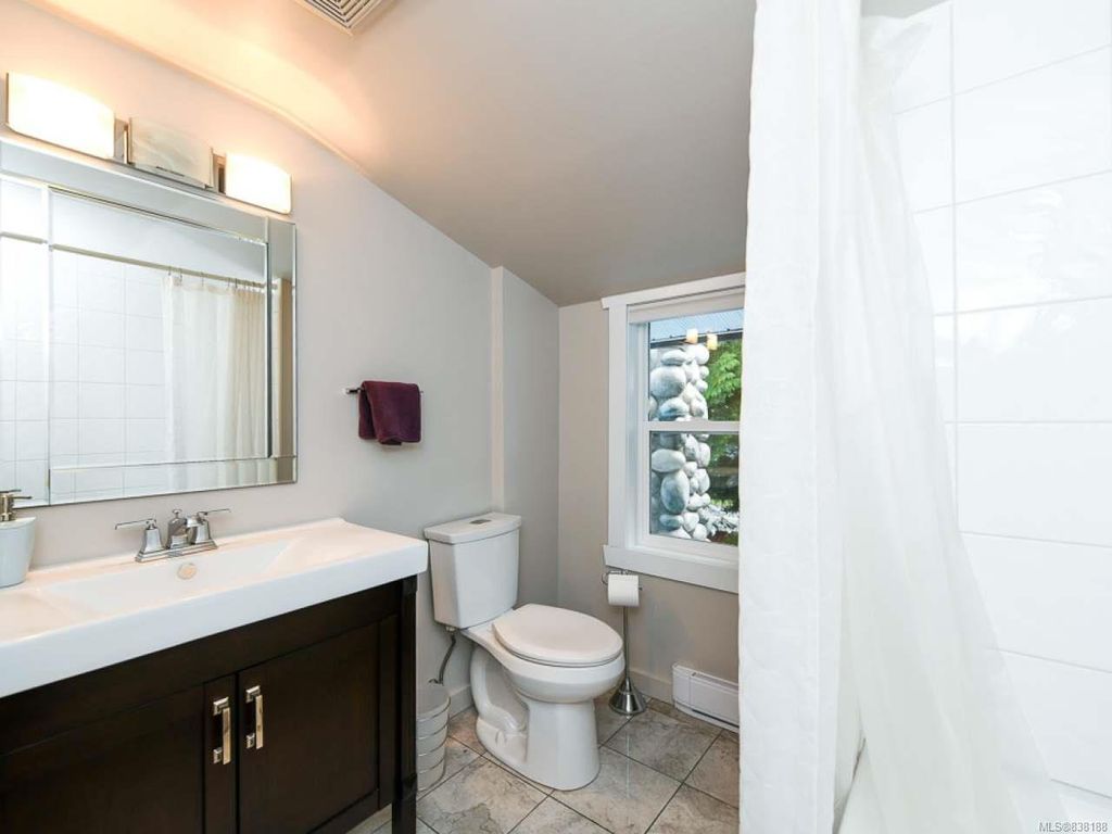 listing image 16040922756956376303