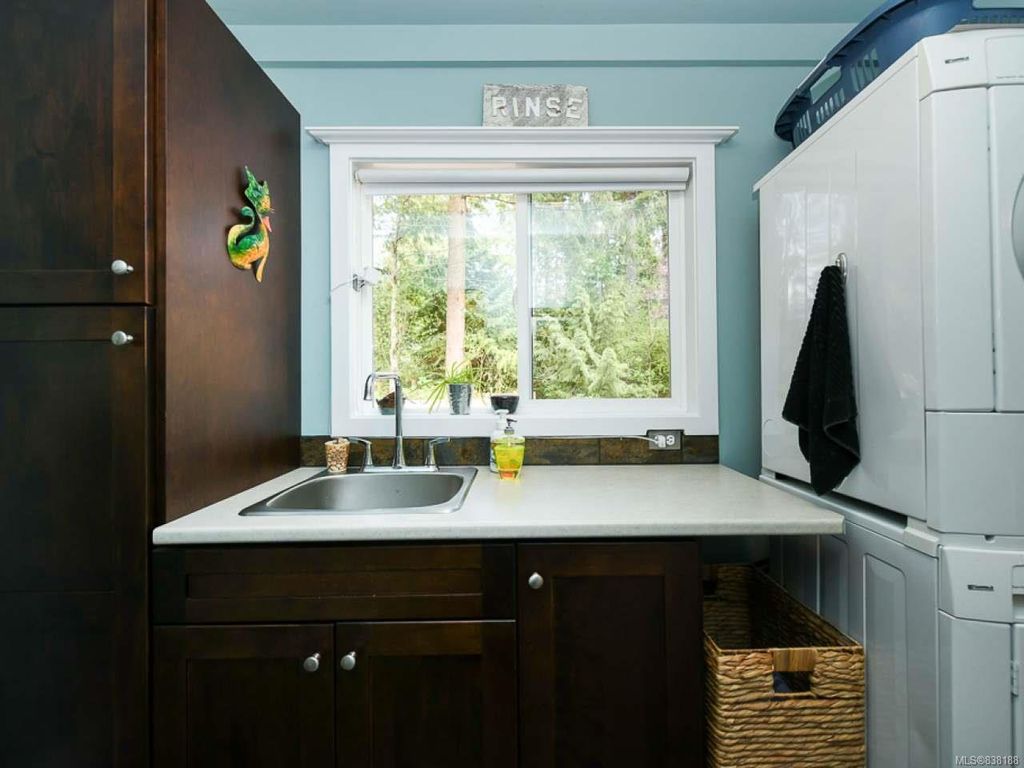 listing image 16041644306390079515