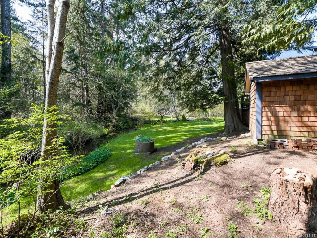 listing image 16042779172684867171