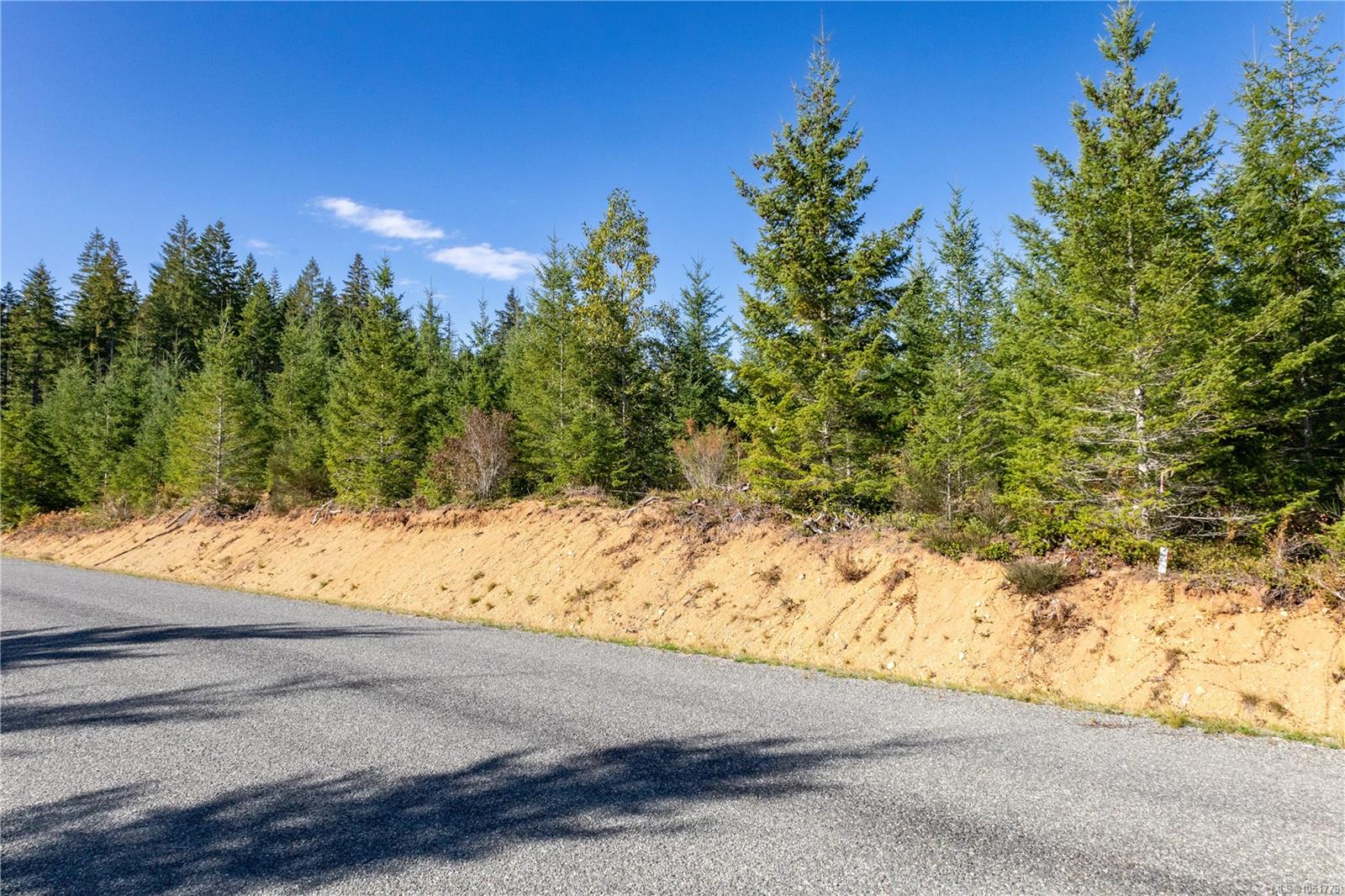 Lot B Chantrelle Way