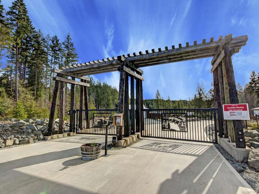 listing image 16049058524527741351