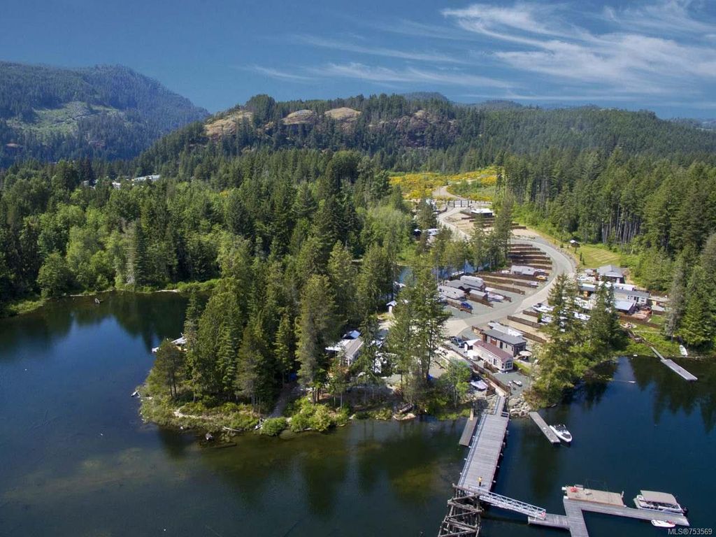 listing image 16042716329189107292