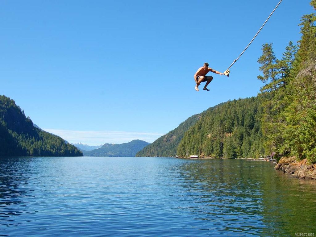 listing image 16047513754312589331