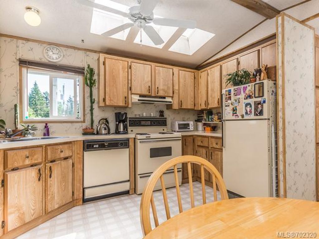 listing image 16043157420391738576