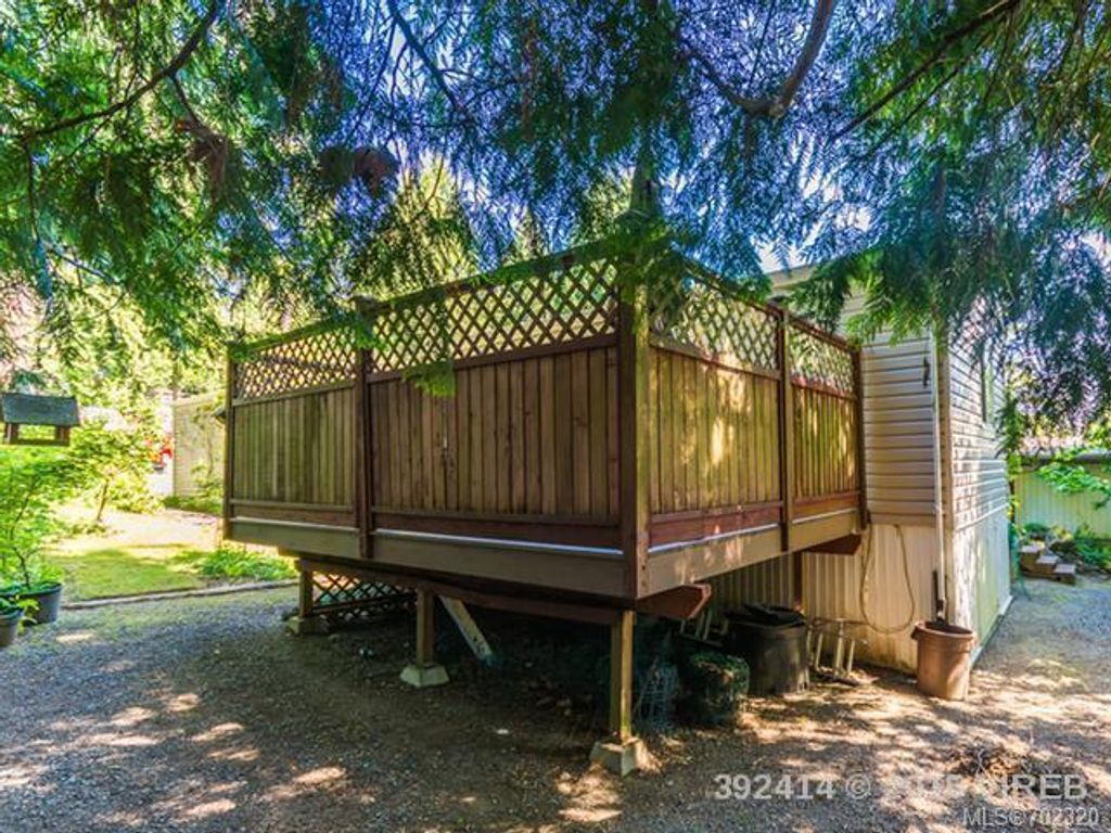 listing image 16043070434840845785