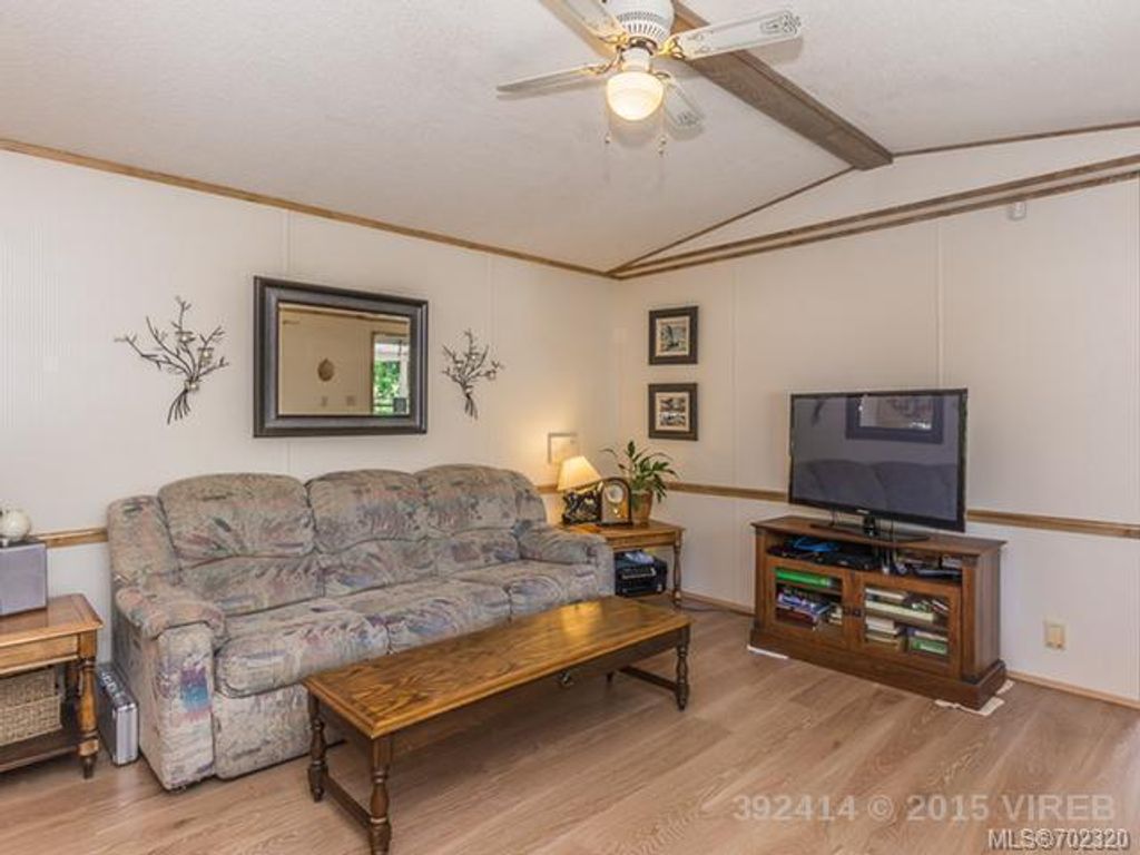 listing image 16040022701594572427