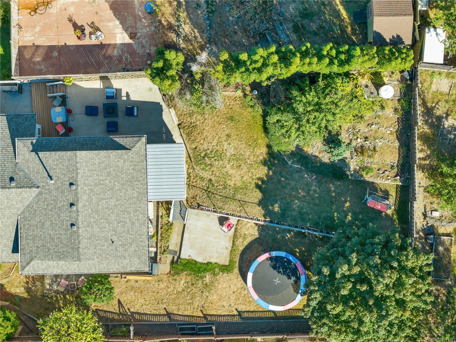 825 Pinecrest Rd