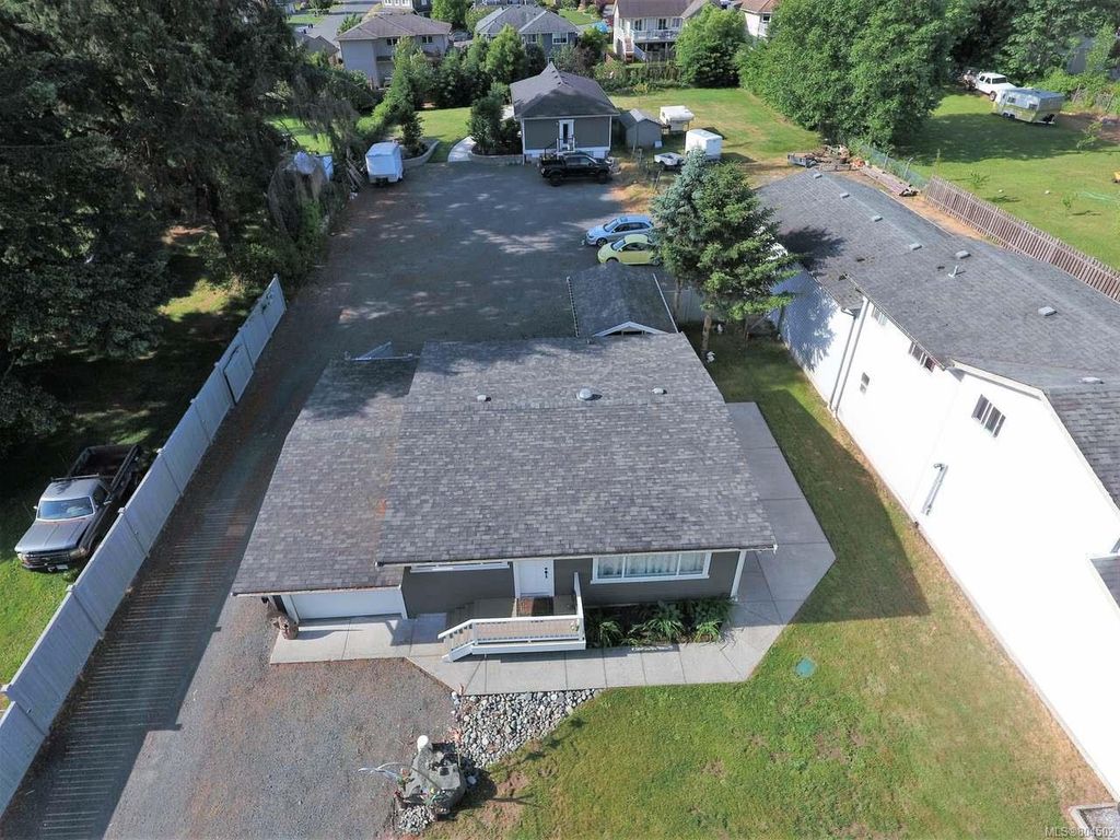 listing image 16045303662281605999