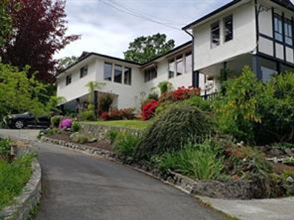 listing image 16044918654621729751