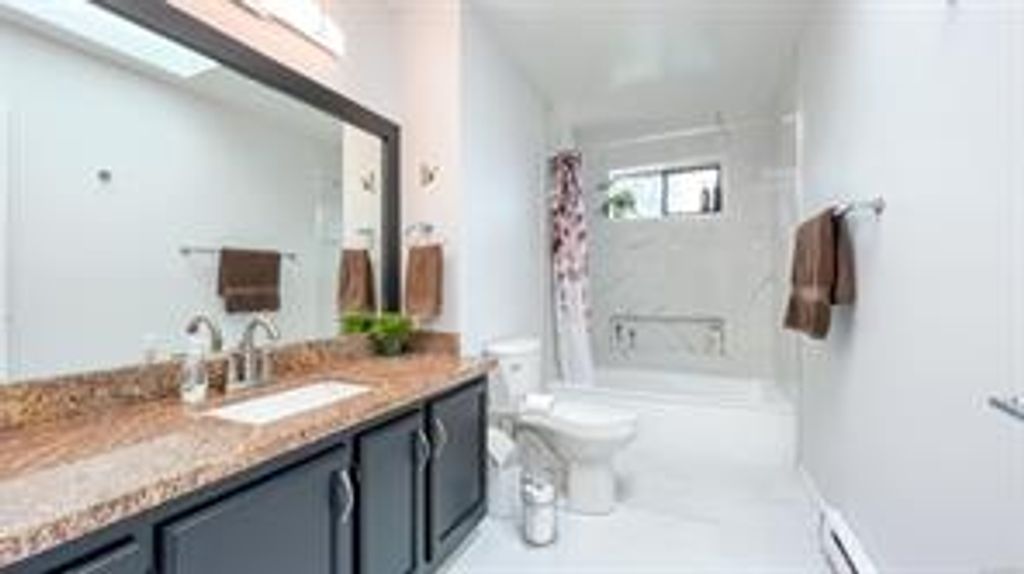listing image 16048815450638677705