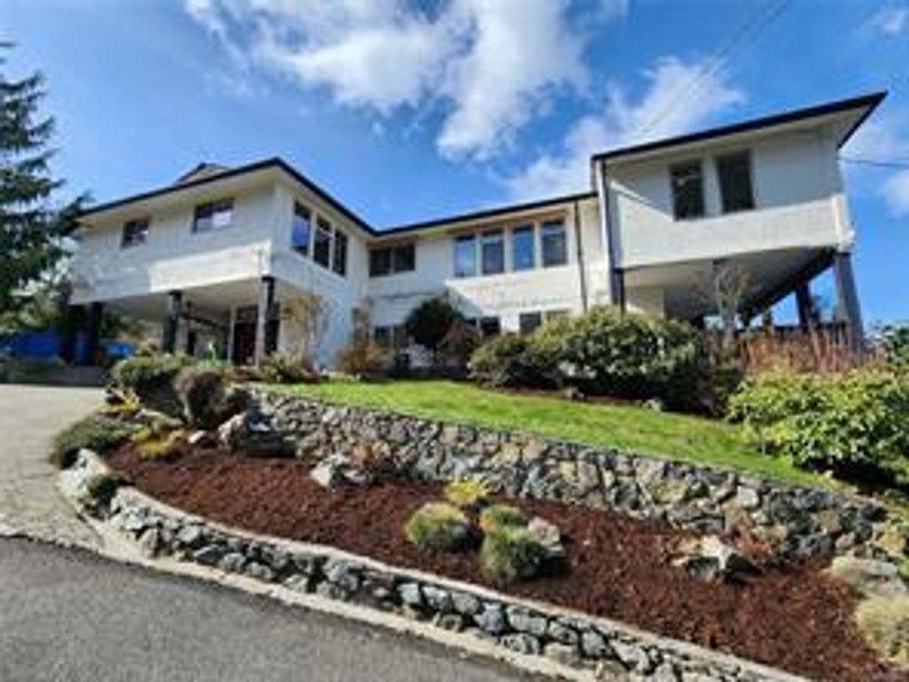 listing image 16041903328047738147