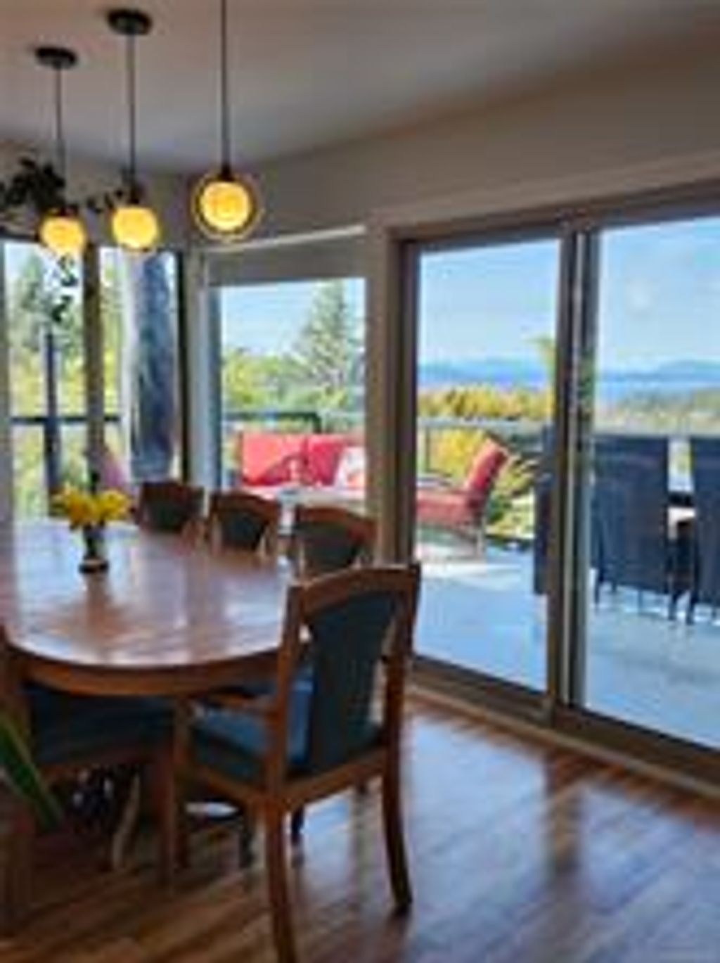 listing image 16044167351493790100