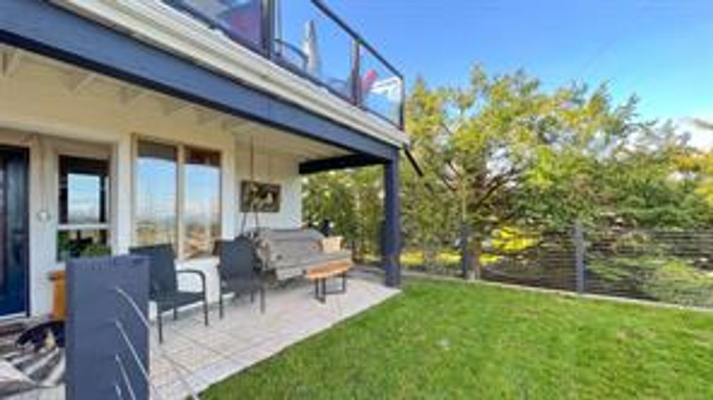 listing image 16042683352689254336