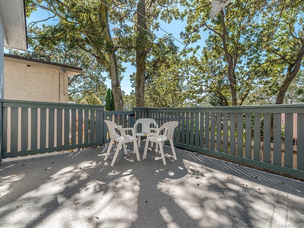 listing image 16041031539141370251