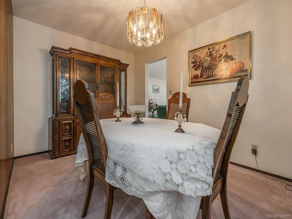 listing image 16047199486535540259