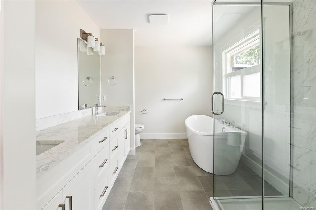 listing image 16047139783601653087