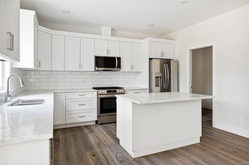 listing image 16044542242648833221