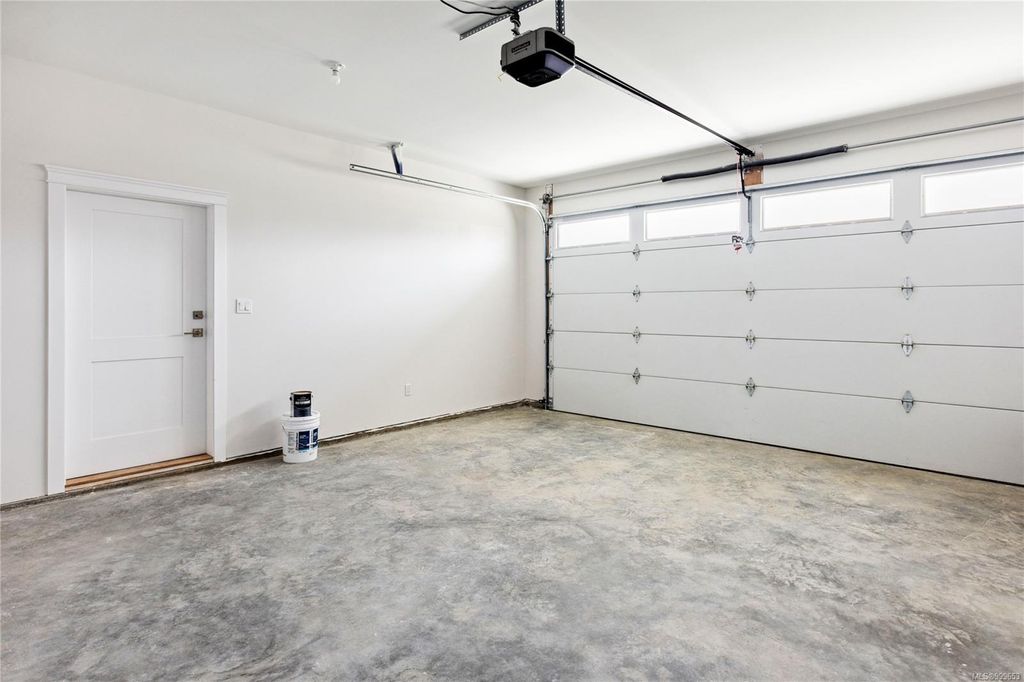 listing image 16042174186089626272