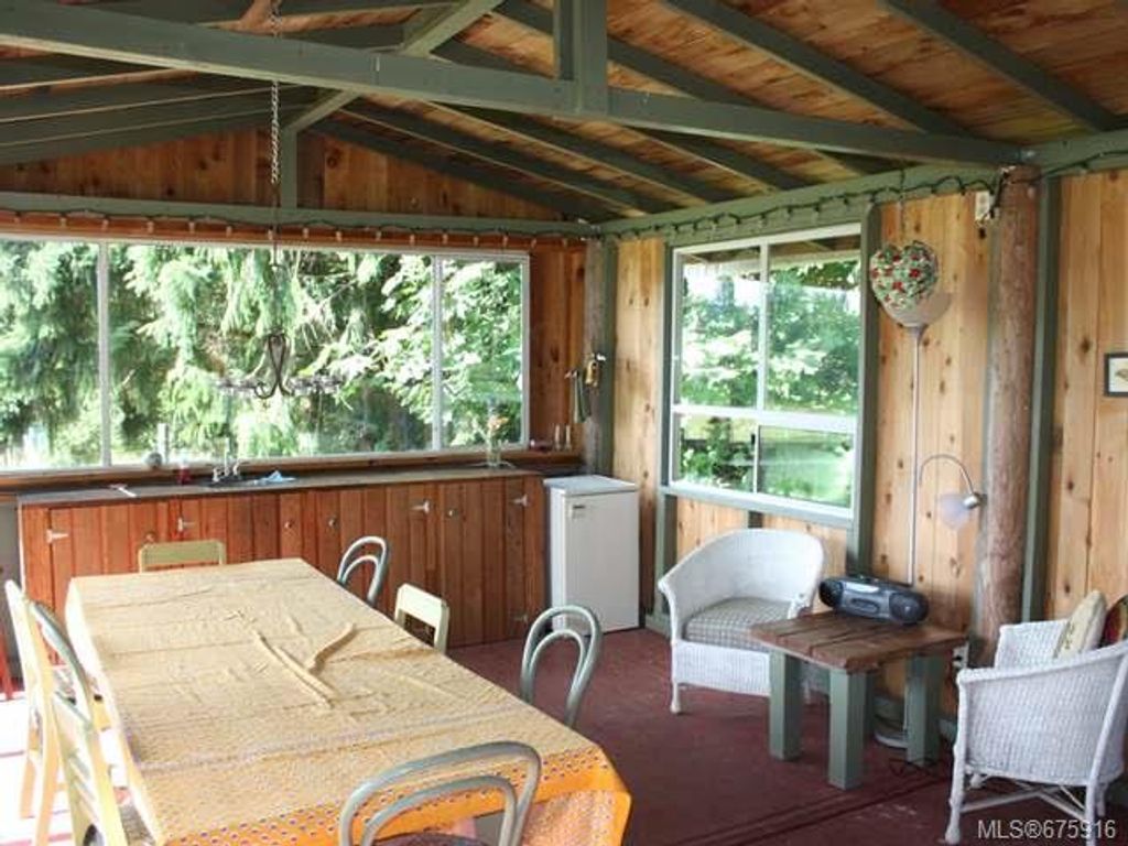 listing image 16040469891052825897