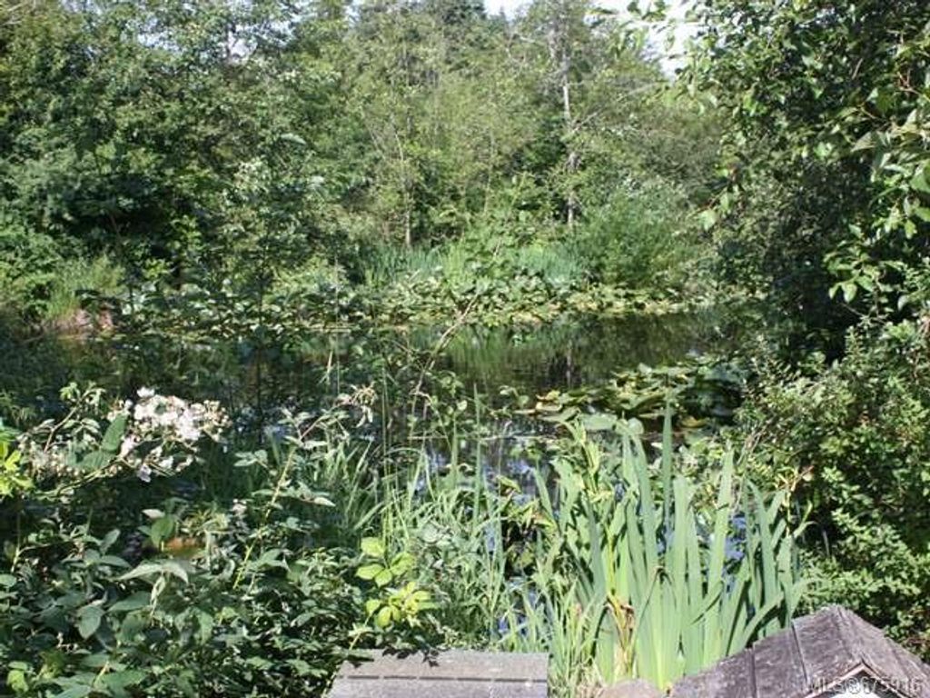 listing image 16048508984980670818